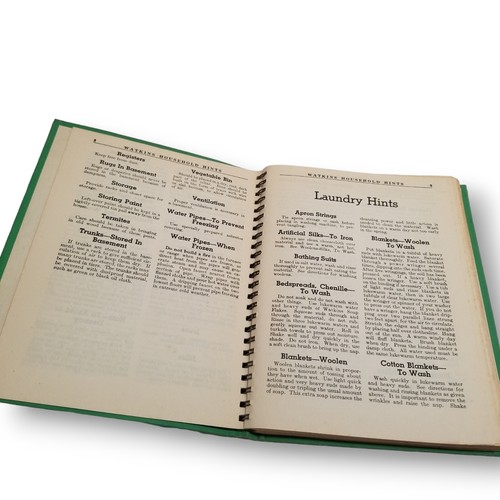 Watkins Household Hints Book 1941 Elaine Allen Green Kitchen Decor Vtg Housewife - Picture 9 of 21