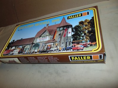 FALLER HO  990 RESCUE FIRE STATION 1995 EXCLUSIVE MODEL  - NEW UNBUILT KIT