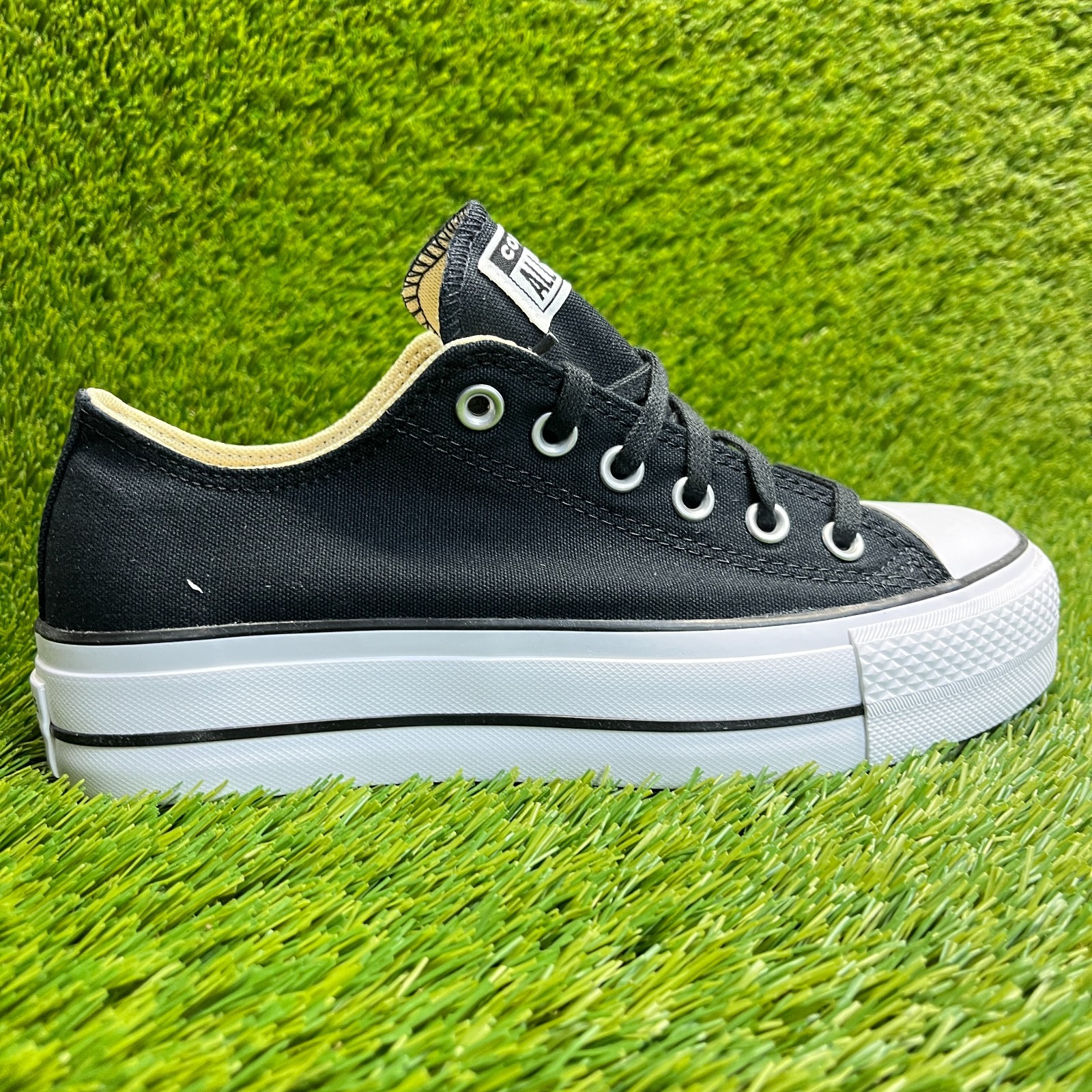 Converse Chuck Taylor All Star Lift Womens Size 8 Black Athletic Shoes Sneakers