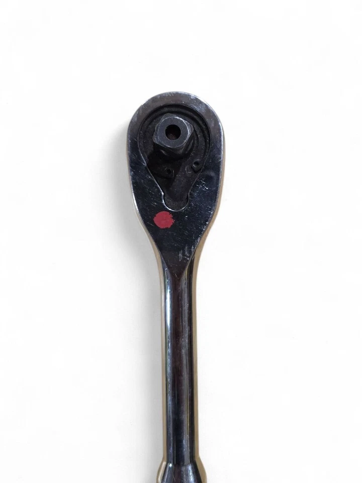 Husky 1/2” Full Polish Ratchet 107423 ( BARELY USED) - Image 3 of 4