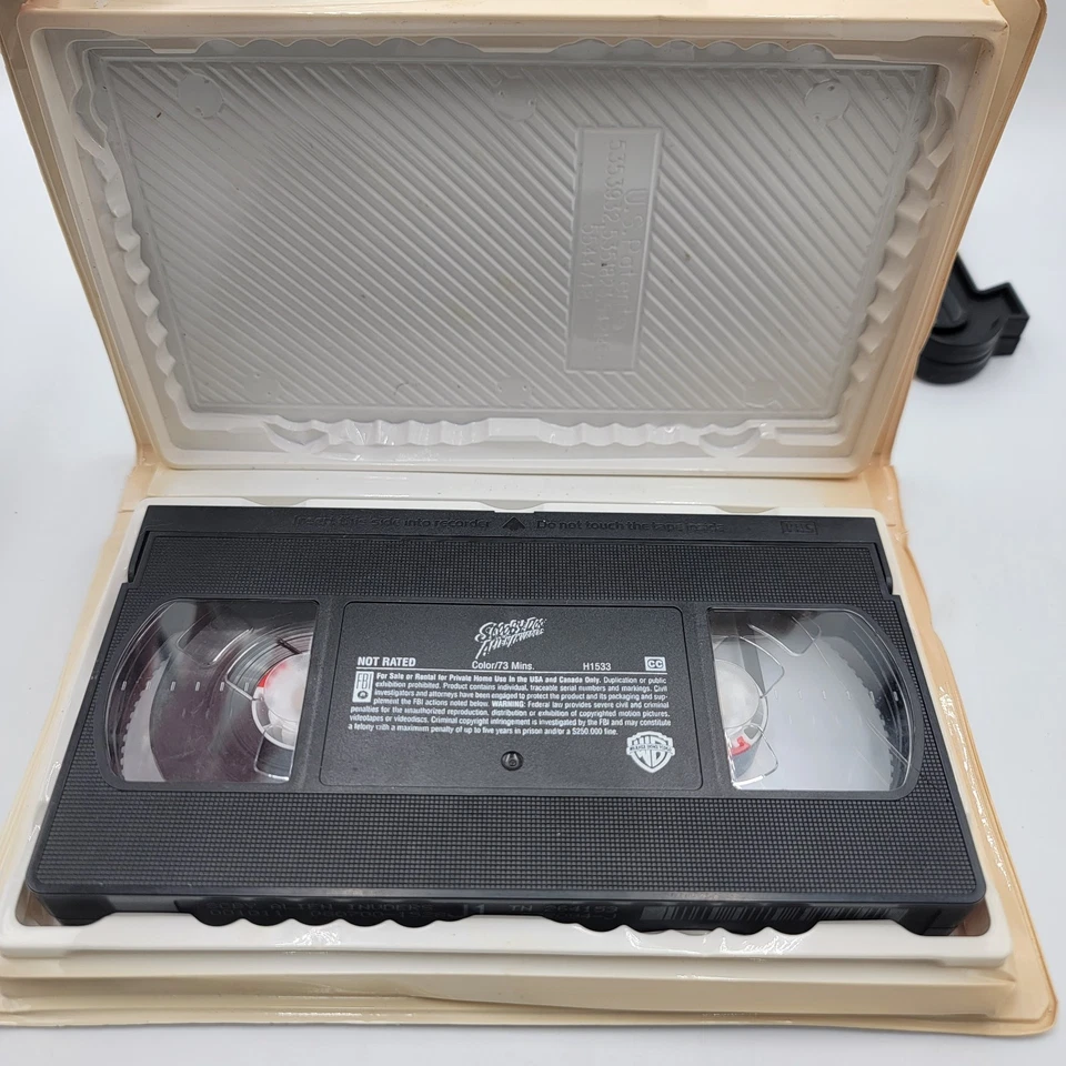 Scooby-Doo and the Alien Invaders VHS – 2000 Vintage Animated Movie Classic - Image 4 of 4