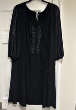 NY Collection Blk Dress W/Cutout Sleeve, Keyhole, Grey Embroidery Smocked Waist
