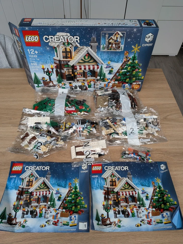 LEGO 10249 Winter Toy Shop, photo 1 of 5