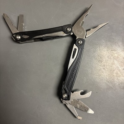 Leatherman Wingman Ltd Edition Multi Tool Two-Tone