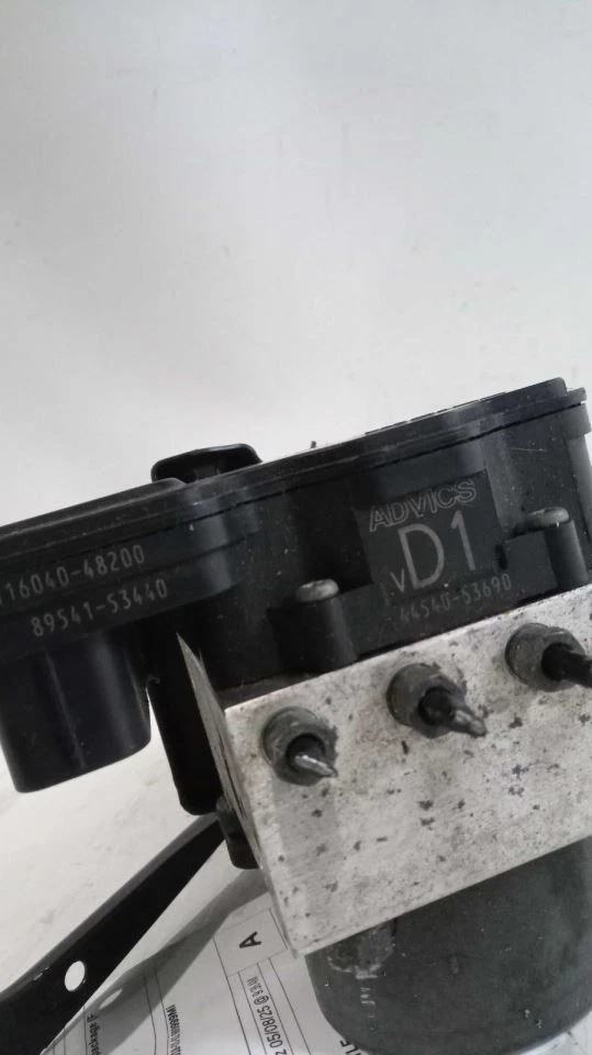 Anti-Lock Brake Part Actuator And Pump Assembly Fits 18-19 LEXUS IS300 452696 - Imagem 2 de 4