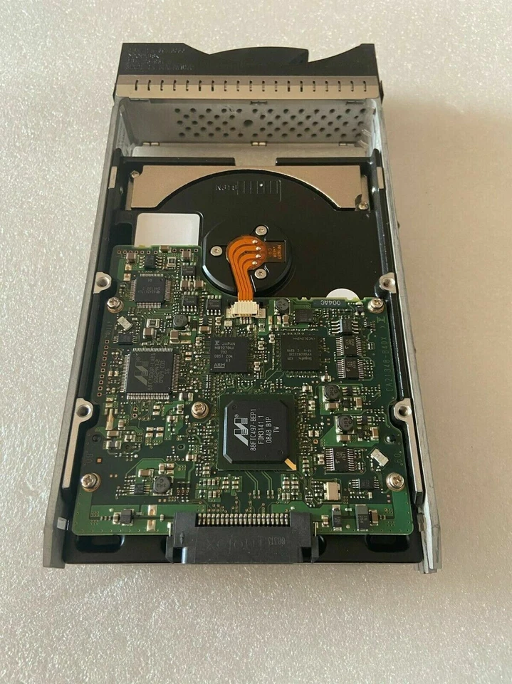 IBM 42D0417 42D0413 42D0410 46C8836 300G 15K 6Gbps 3.5'' FC SAS HARD DRIVE HDD - Image 3 of 4