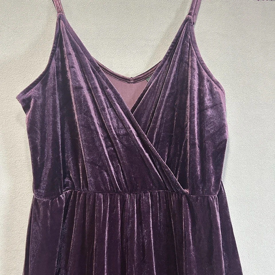 Mono de terciopelo púrpura para mujer grande de terciopelo pierna ancha fecha noche tranquilo lujo Foto 4 de 4