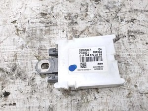 MERCEDES-BENZ M W164 Antennenverstärker  A1648702189 5.46 Petrol 285kw 27713867