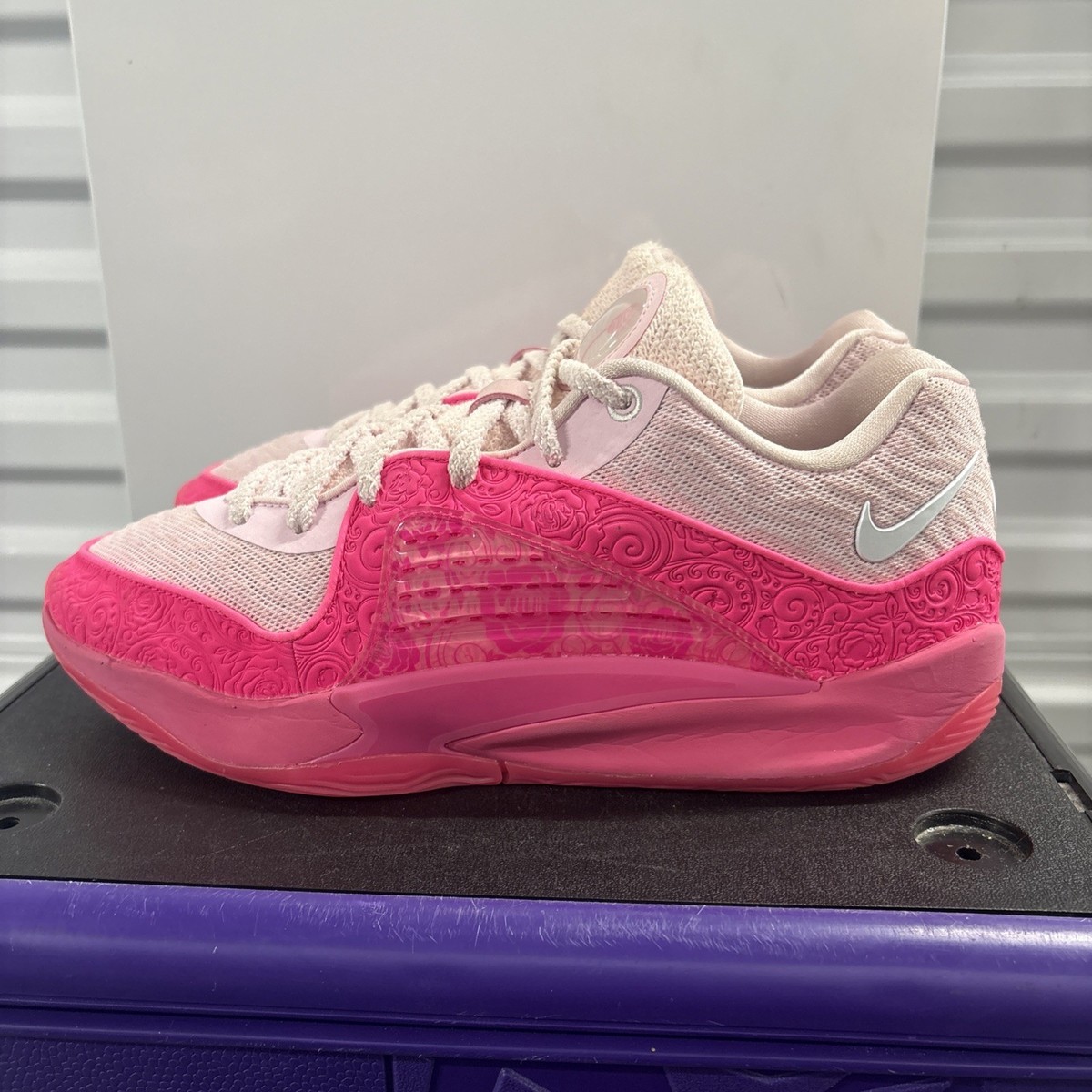 Nike KD 16 Aunt Peals Size 9.5 FQ9216-600 View 4