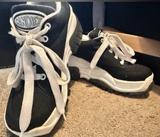 Candie s Vintage Rare Iconic Chunky Platform Black White Sneakers