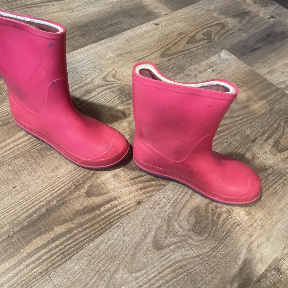 Girls Pink Rain Boots Size 13-1 Waterproof Mid Calf Canada Purple Bottom - Image 2 of 4