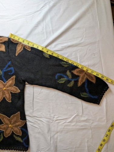 Vintage 100% Alpaca Floral Sweater Made In Peru - Women's Md - Peruvian Cardigan - Picture 11 of 12