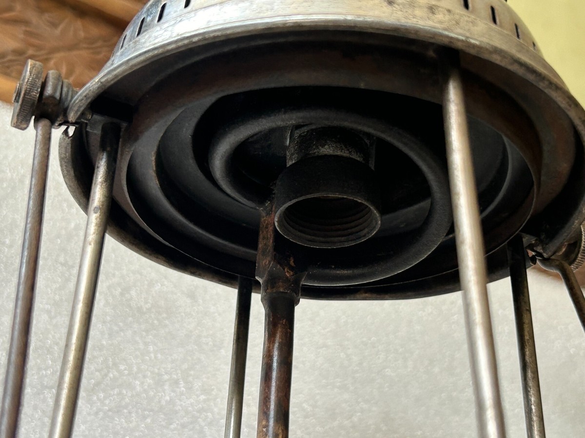 OLD VINTAGE EFAR 608 PRESSURE KEROSENE 300 CP LANTERN LAMP MADE IN