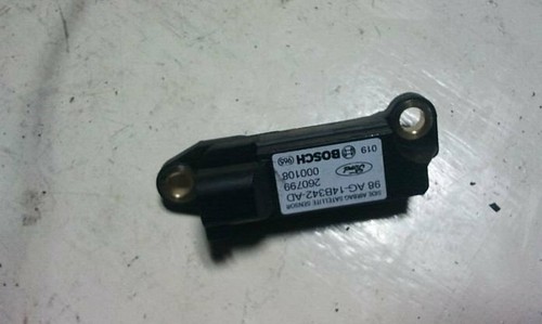 Ford Focus 1.8 TDDI DNW Seitenairbagsteuergerät Airbagsteuergerät 98AG14B342AD