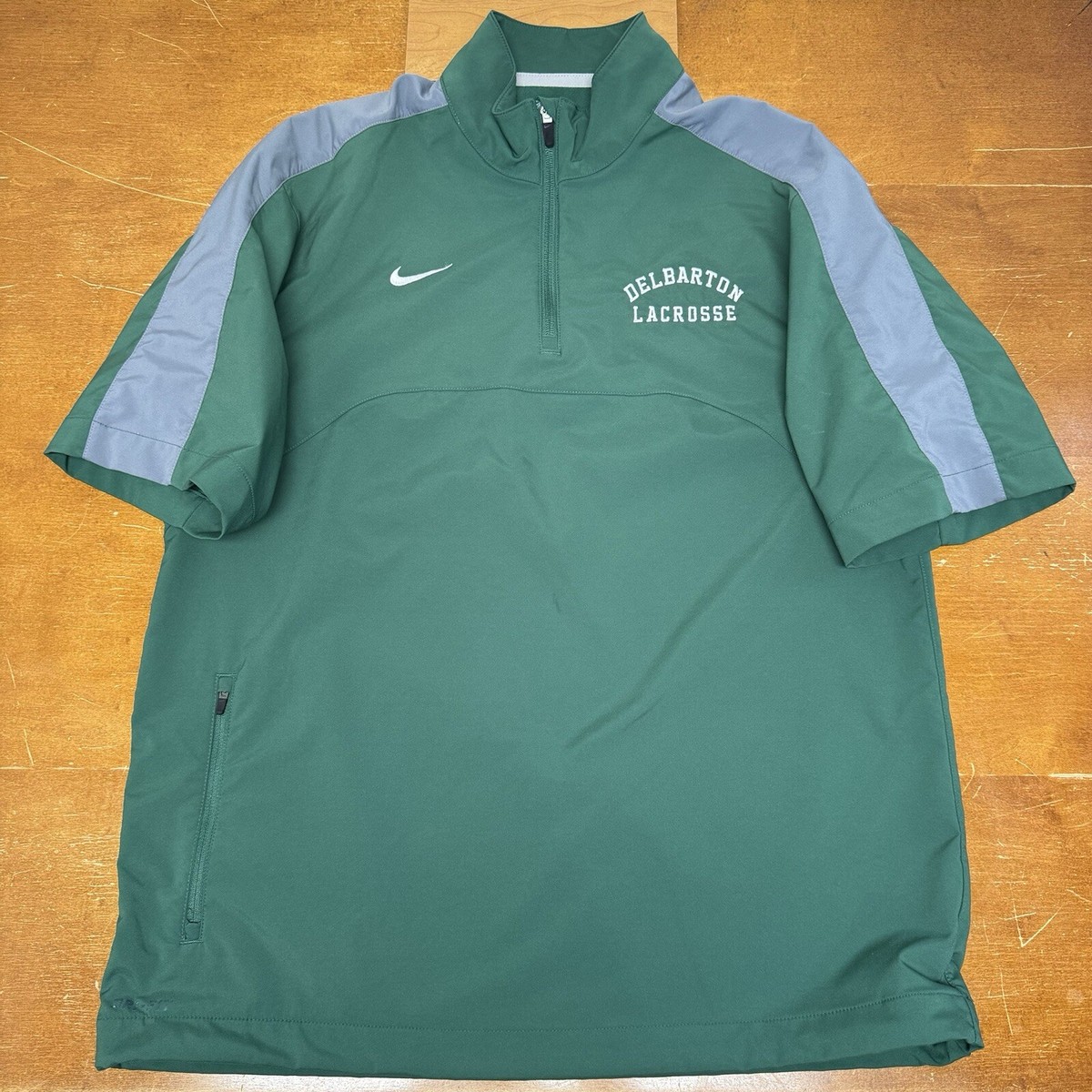 nike short sleeve pullover jacket