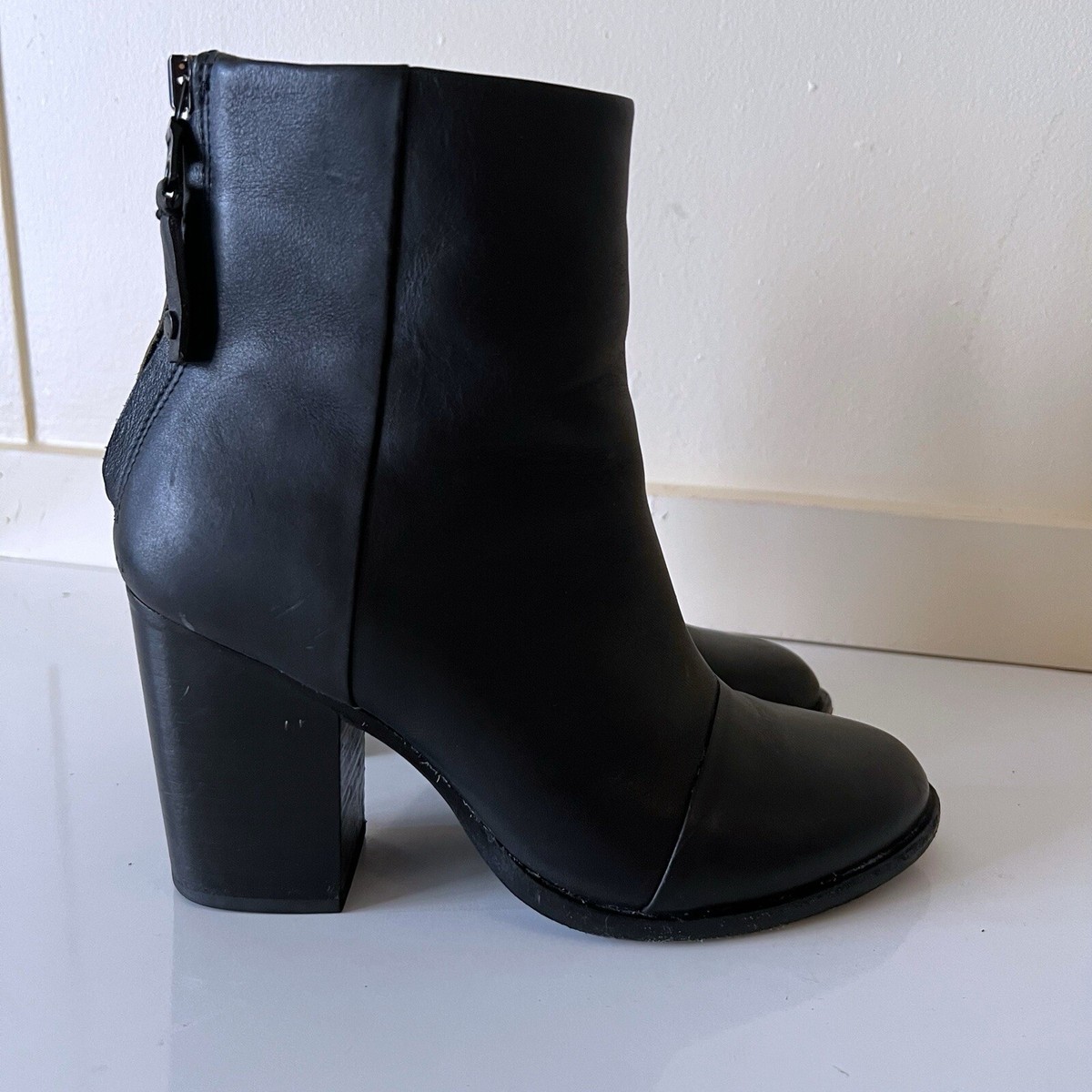 rag & bone Black Leather Ankle Boots Rag & Bone Joni Boot in Black main image 4