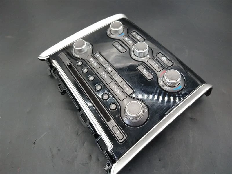 Nissan Pathfinder 2015 control de temperatura OEM Foto 4 de 4