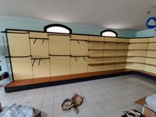 Arredamento negozio completo usato