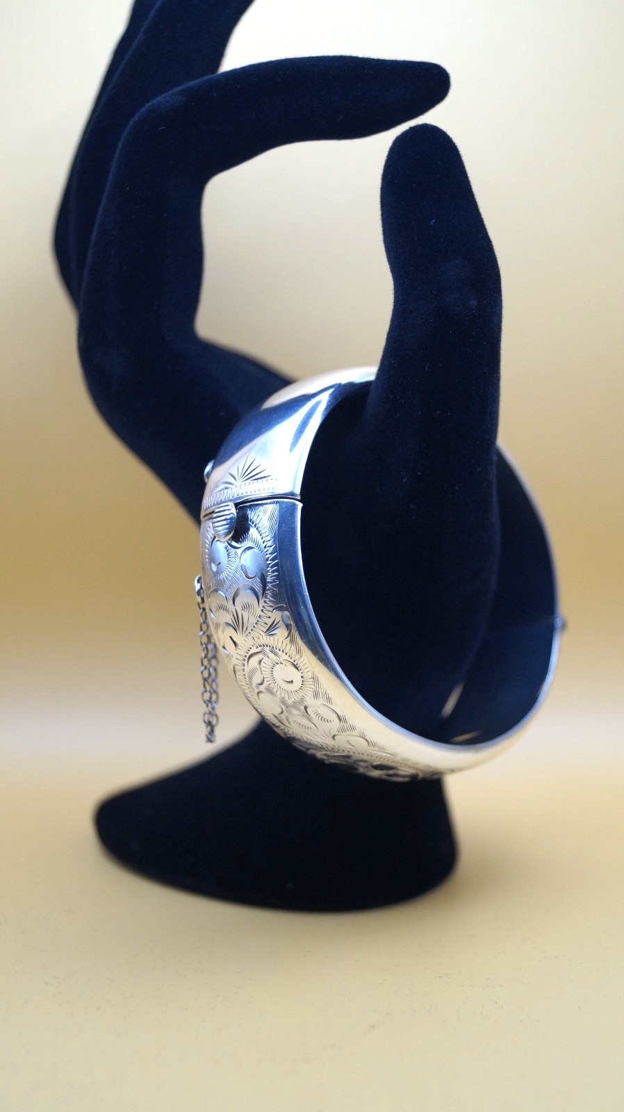 Solid Sterling Silver Bangle RPH Birmingham 1964 … - image 1