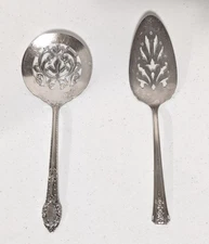 VINTAGE TUDOR PLATE ONEIDA PIE/CAKE SERVER & TOMATO SERVING SPOON
