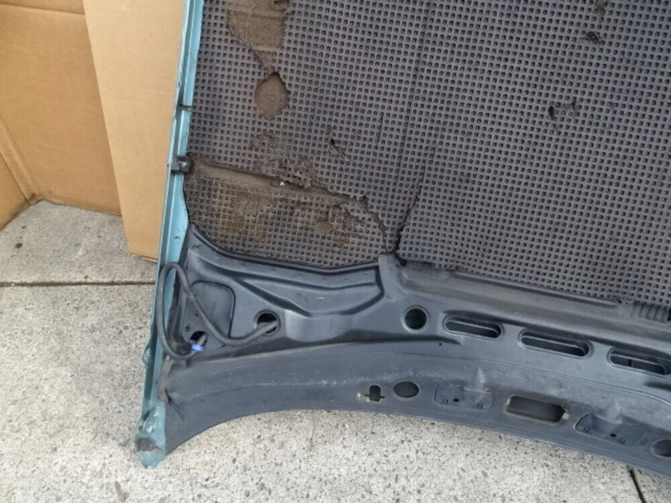 91 Mercedes W126 300SE 560SEL hood - Image 3 of 4