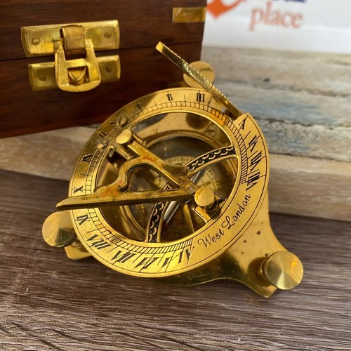 Brass Sundial Desk Compass w/ Wooden Box Old Vintage Antique Style - 第 6/7 張圖片