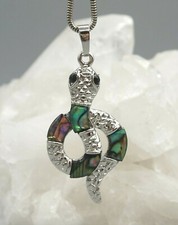 Paua Coquille Abalone Pendentif Serpent Avec Anneau