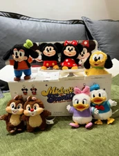 AUTHENTIC MICKEY FAMILY CUTE TOGETHER KEYCHAIN SERIES SELLER HOT CUTE TOY