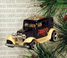 '32 FORD DELIVERY 1932 BLACK TAN CHRISTMAS ORNAMENT XMAS