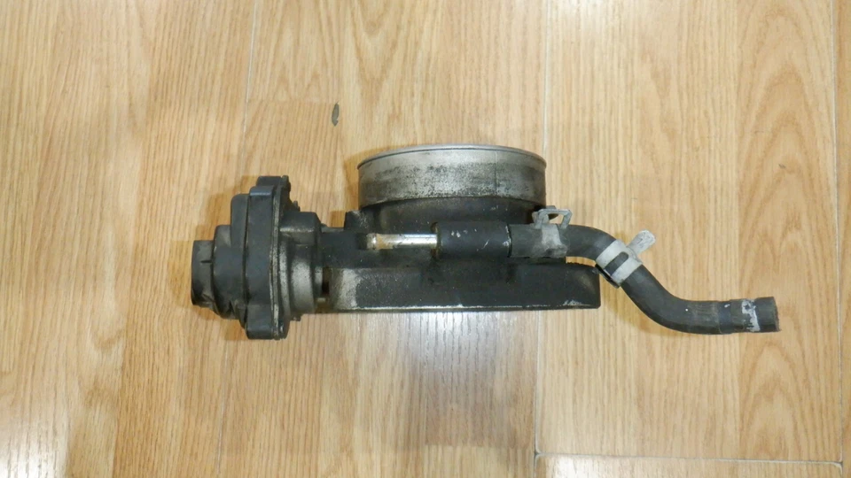 Impala SS 2003-2007 Chevrolet Cadillac GMC Hummer H2 carrocería del acelerador 1257080 OEM Foto 2 de 4