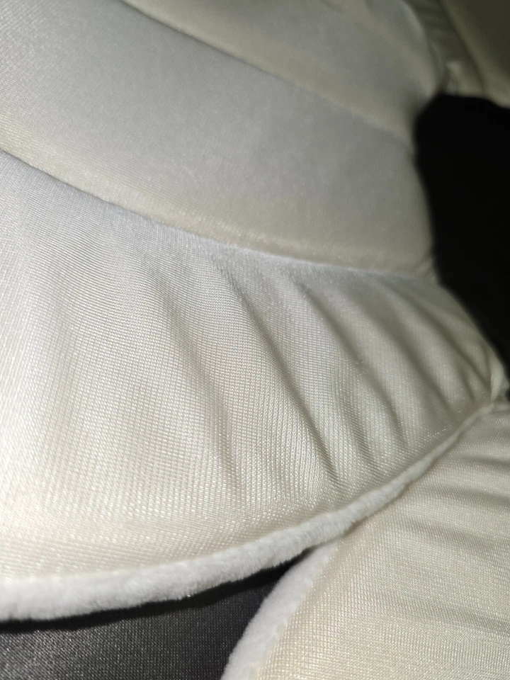 Fregadero de baño floreciente, alfombrilla de bañera para bebés. Rosa y blanco súper suave y limpio Foto 4 de 4