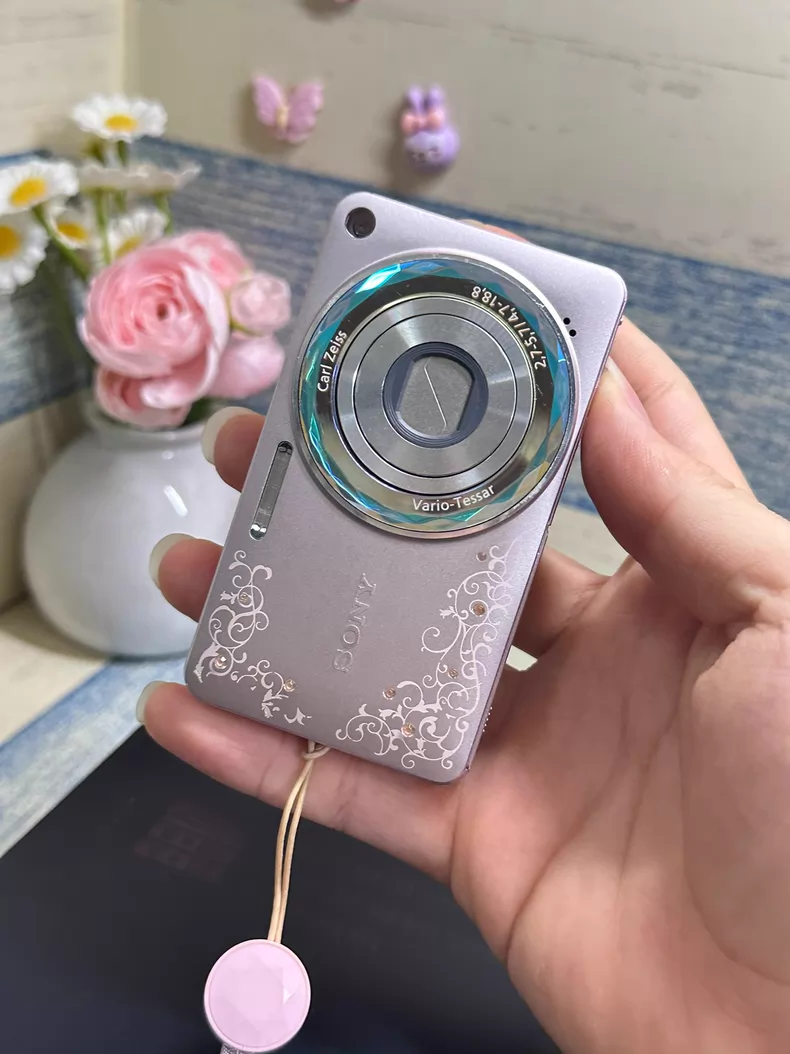 Sony Cyber-Shot DSC-W350D Digital Camera 14.1MP 4x Optical Zoom