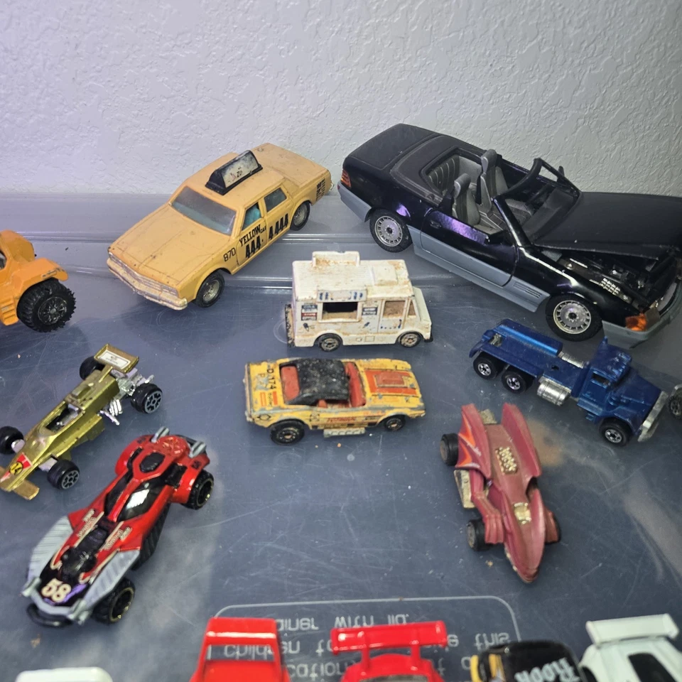 Винтажный Hot Wheels спичечный коробок литой лот смешанной эпохи транспортных средств комплект 18 + автомобили - Изображение 2 из 4