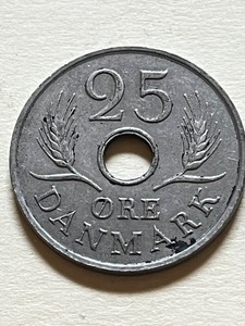 1967 Denmark - 25 Ore -Copper Nickel - 4.3g