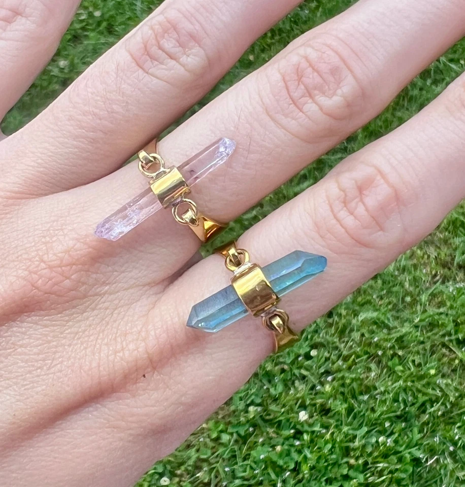 Roost Aurora 水晶虹彩石英铅笔戒指(Aureus + Argent 设计师) — 第 3/4 张图片