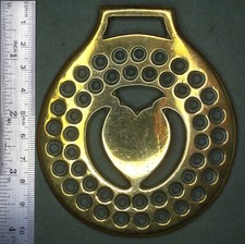 Horse Brass: Cast Heart in two rings of holes, Free P&P, Valentine Love