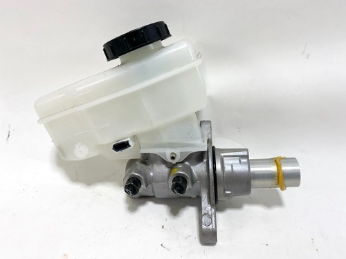 15-23 INFINITI Q50 Q60 BRAKE MASTER CYLINDER W/ CAP OEM