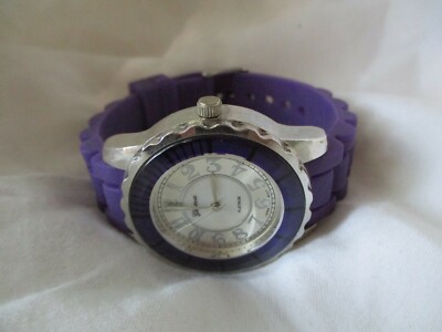Geneva Purple & Silver Toned STYLISH Wristwatch w  display picture 2