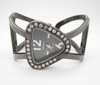 Women's Geneva Platinum Quartz WR Analog 36mm Dial Causal Bangle Watch (F178)
