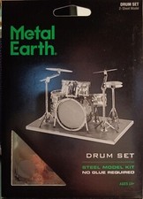 Fascinations Metal Earth Modern Drum Set 3D Laser Cut Steel Instrument Model Kit