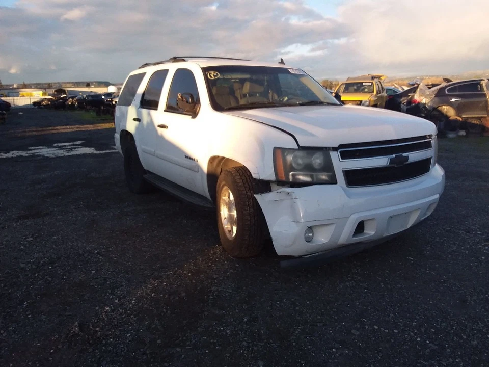 Used Fuel Injection Air Flow Meter fits: 2007 Chevrolet Tahoe  Grade A - Image 2 of 4