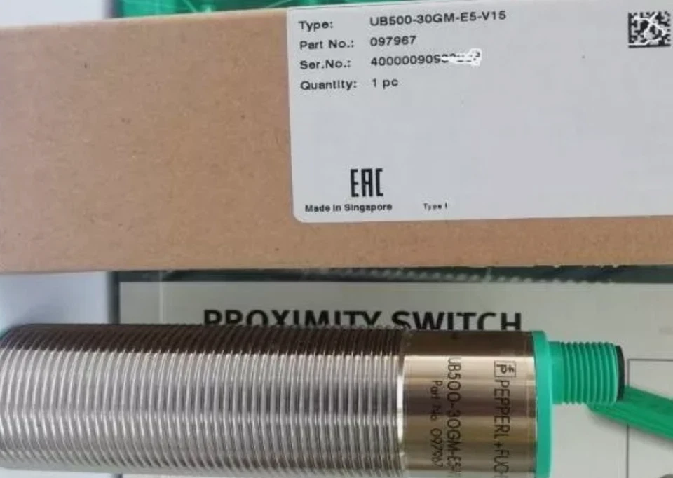 New In Box PEPPERL+FUCHS UB500-30GM-E5-V15 Ultrasonic Sensor 10-30VDC