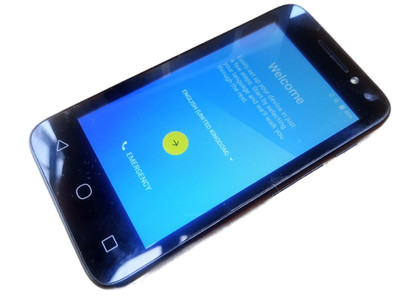 Alcatel PIXI 4 (4034D)   4''   Dual SIM   Android   getestet   guter Zustand