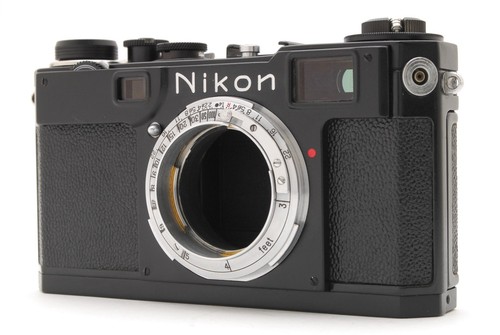 Lot 156 - A Nikon SP Rangefinder Camera