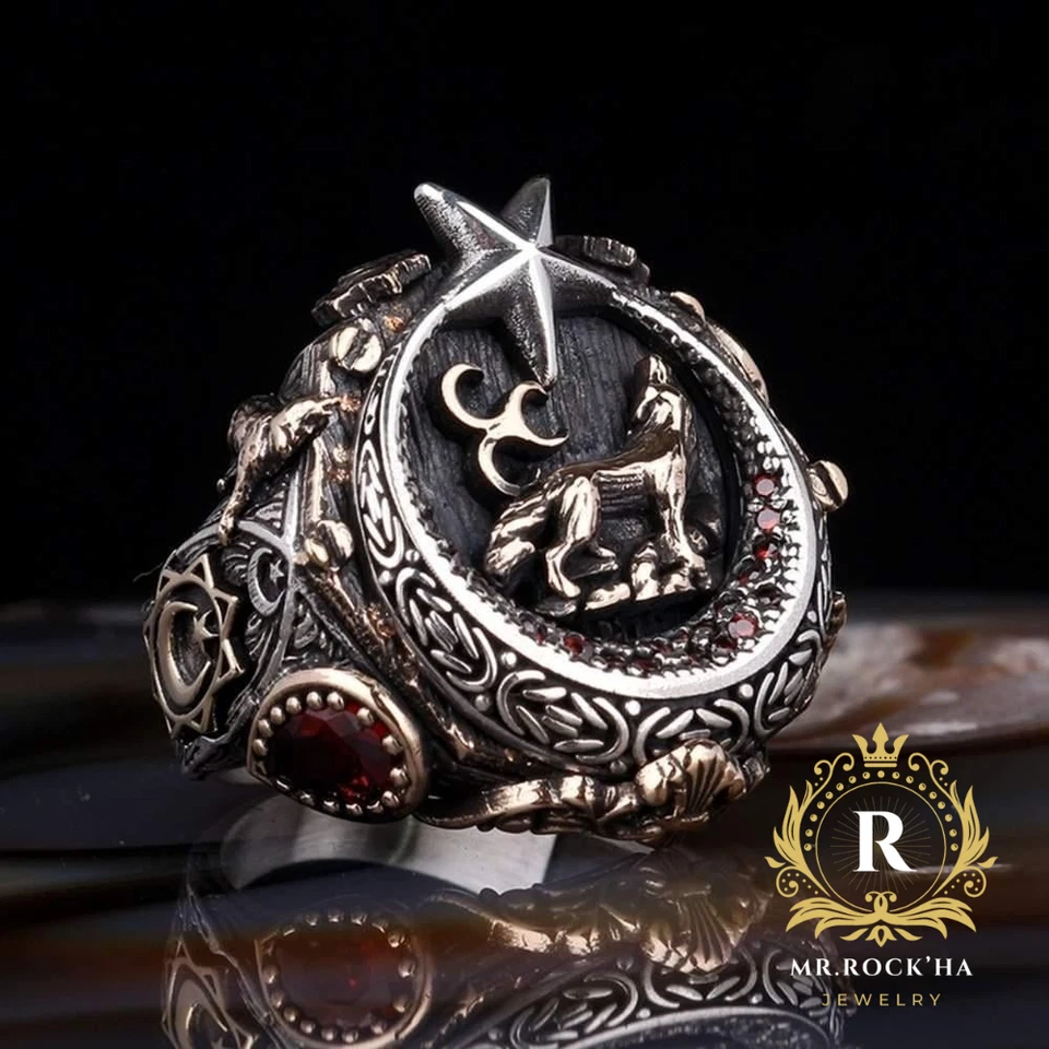 Anillo para hombre en relieve de lobo y estrella media luna en relieve, circón rojo, plata de ley 925 Foto 2 de 4