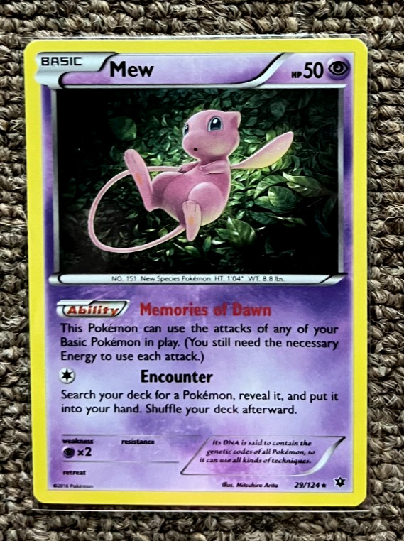 MEW 29/124 HOLO FATES COLLIDE POKEMON CARD NM
