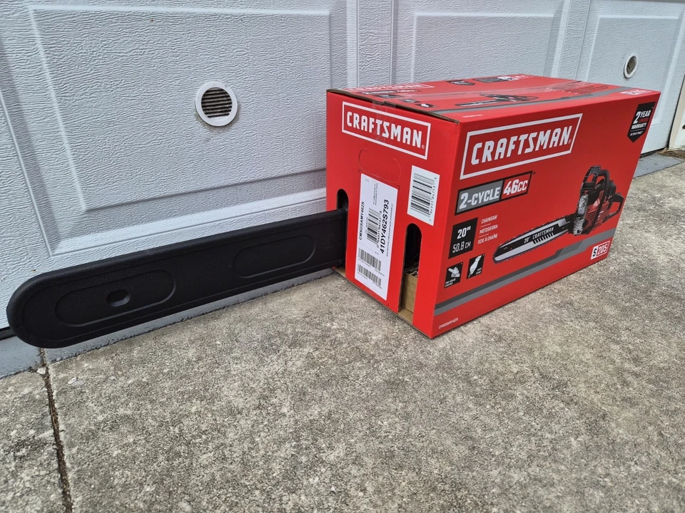 Craftsman S205 46cc 2-Cycle 20-in Gas Powered Chainsaw (CMXGKAMY462S) - Image 4 of 4