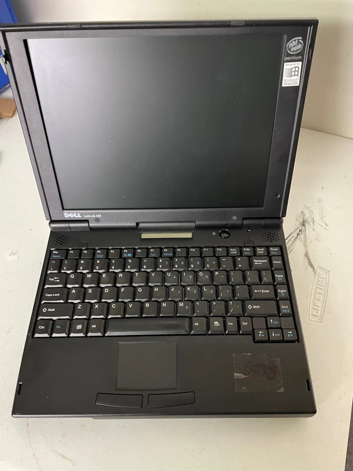 De colección Dell Latitude LM Pentium MMX 166 MHz 24 MB COMO ESTÁ sin probar #608J Foto 3 de 4