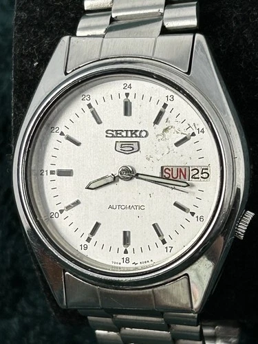 Vintage Seiko 5 Automatic Men's Watch 7009-6000 Stainless Steel Day Date 35mm