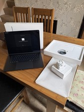 3 weeks old Apple MacBook Air 15.3in Black M5 16GB RAM 512GB SSD Laptop MDVH4B/A